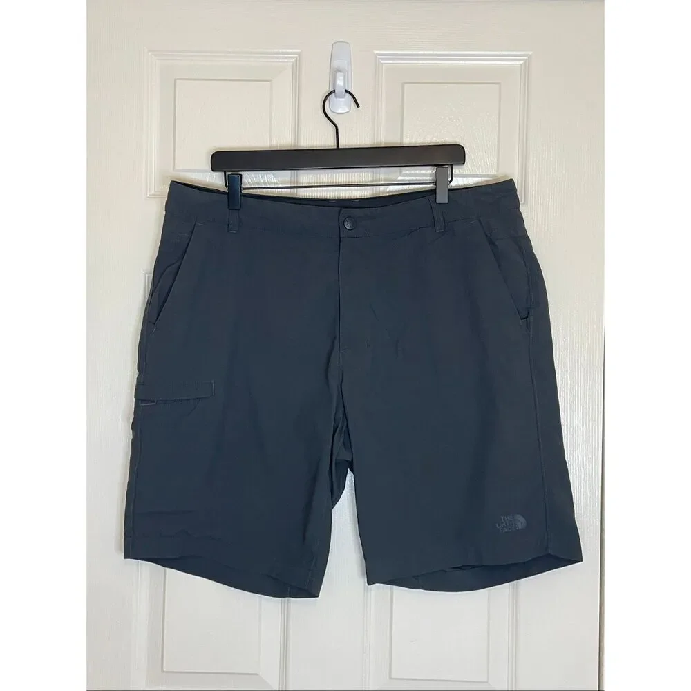 The North Face Men’s Shorts Dark Gray Size 38